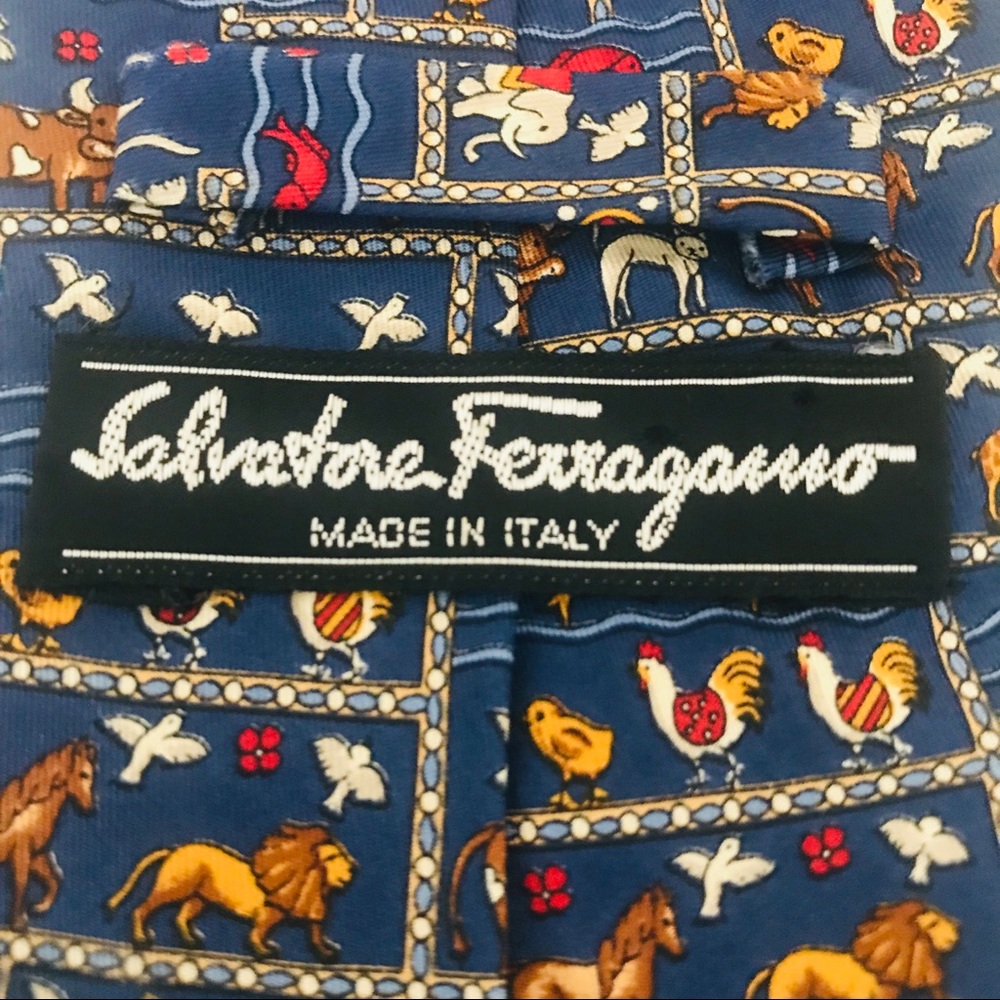 Salvatore Ferragamo Silk Tie: Animals, Fish, Birds